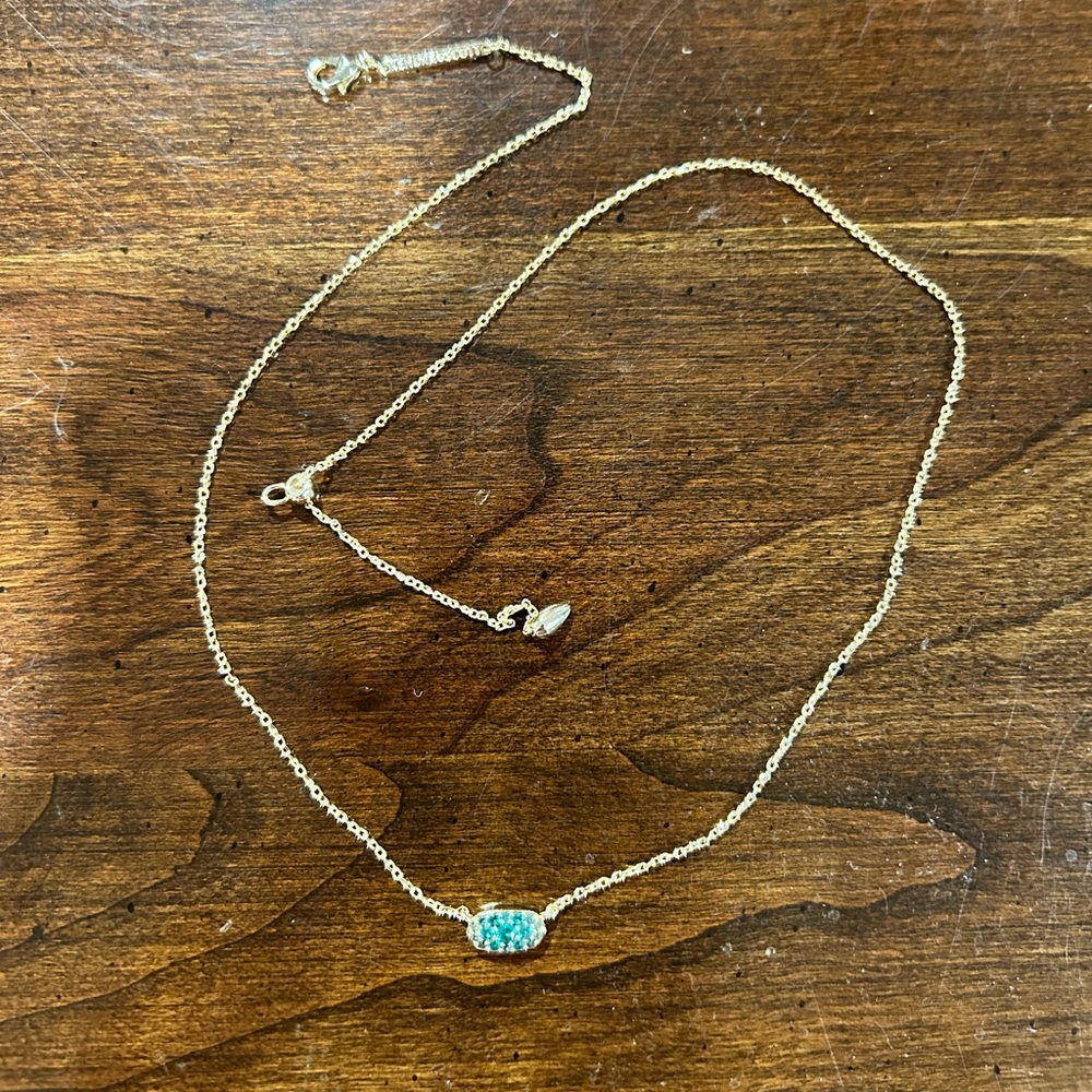 Kendra Scott emerald and gold mini pendant necklace